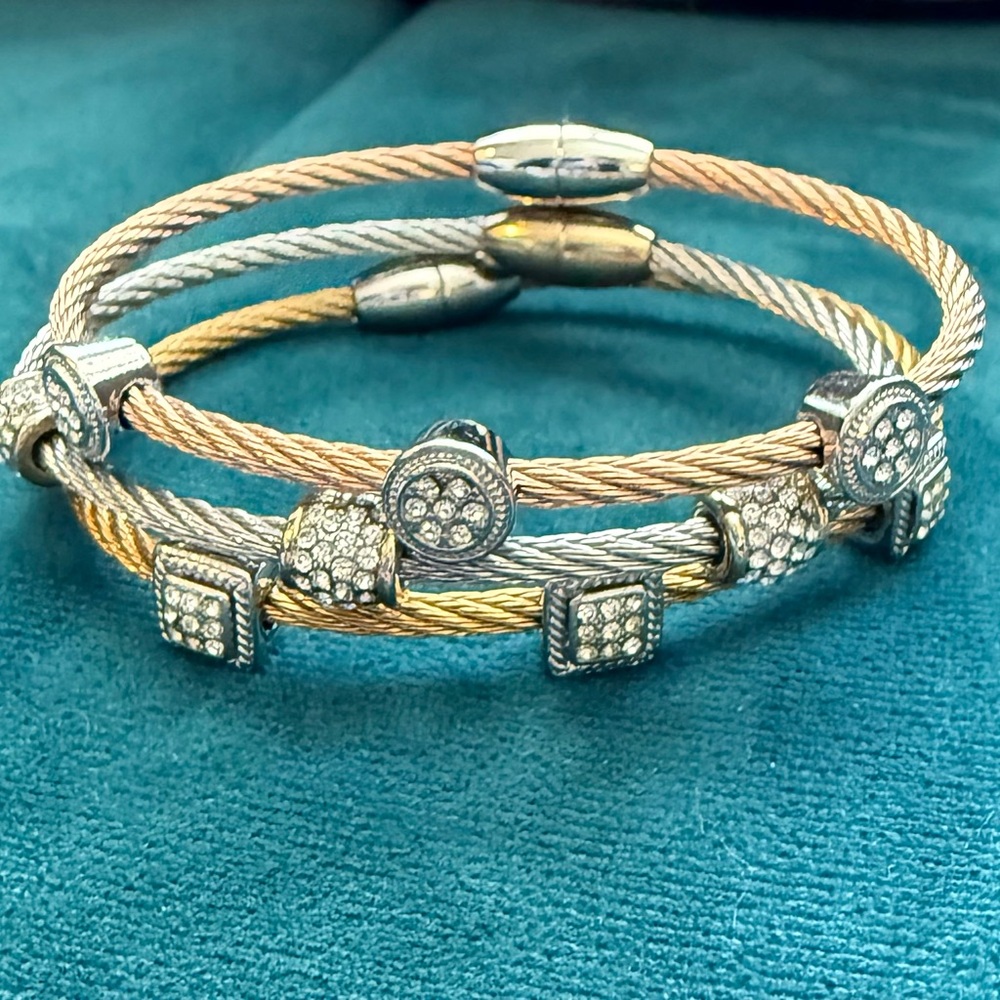 Elegant Gold and Silver Tone Cable Bracelet